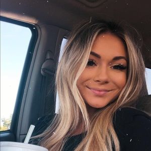 Meet your Posher, Natalie